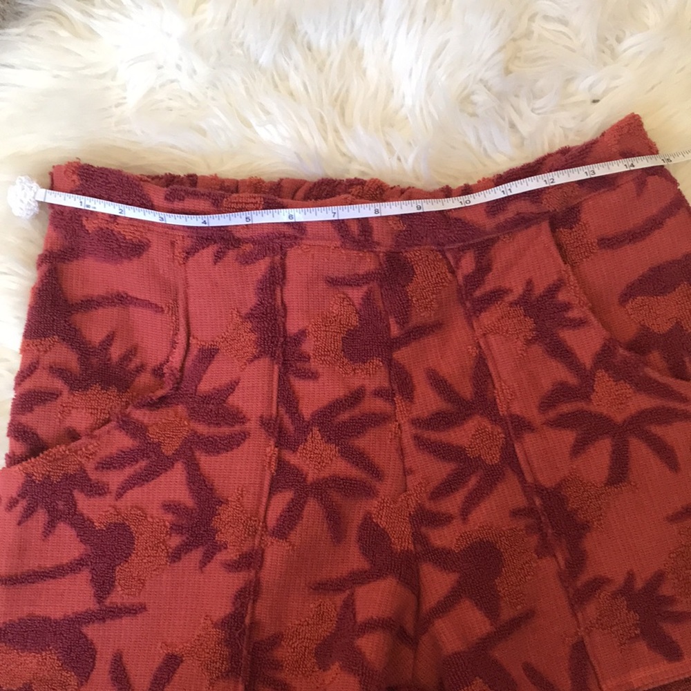 Hand Crafted High Waist Floral Shorts - Picture 9 of 10
